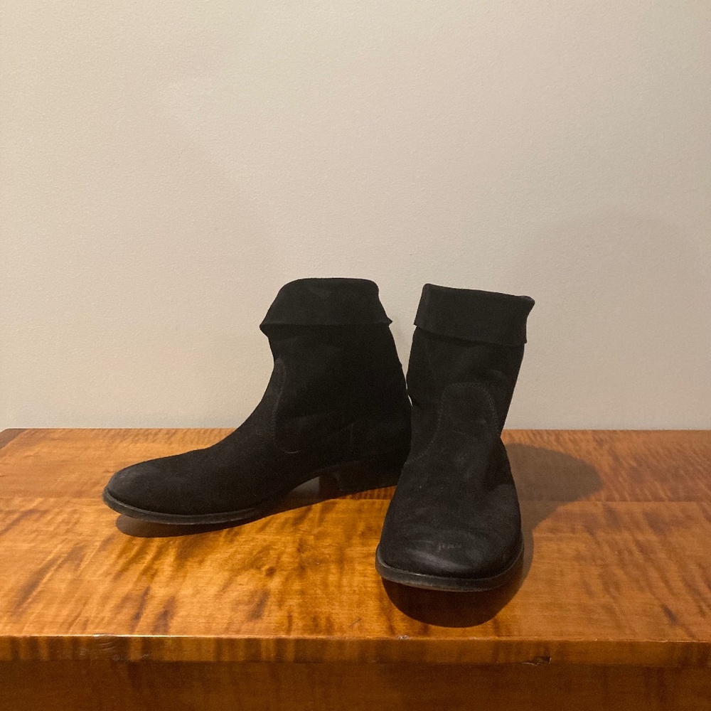 NDC Short Suede Boot
